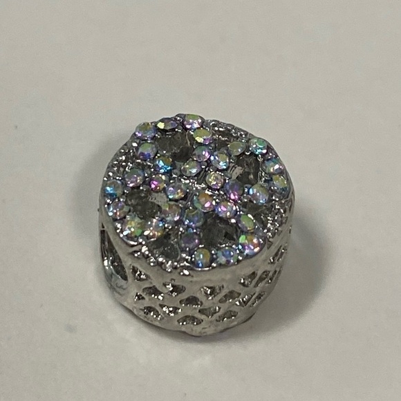 𝅺🧿 Iridescent Stone Heart Charm Bead 4 Chamilia EU, Brighton & Pandora - Picture 2 of 3